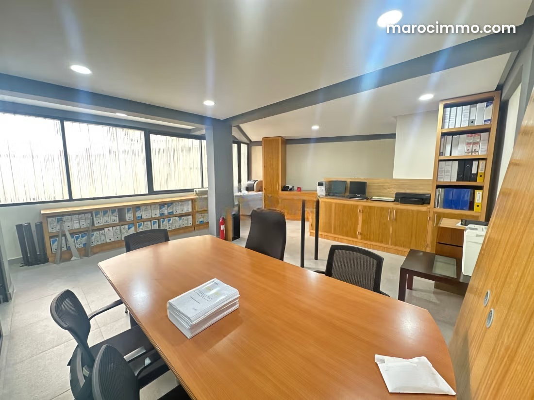 60 sqm Office in Gauthier, Casablanca, Air-Conditioned with Elevator — Casablanca
