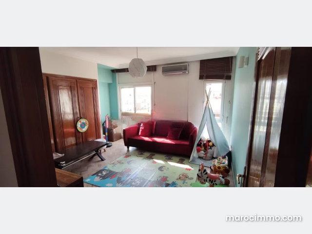 Appartement à Vendre de 990.0 m² à Rabat, Haut Agdal — 2
