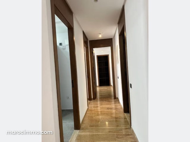 New Apartment Large Terrace for Rent — 5