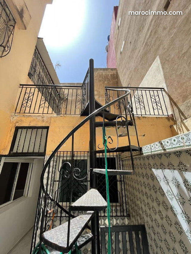 À beauséjour sublime Apprt à vendre — 2