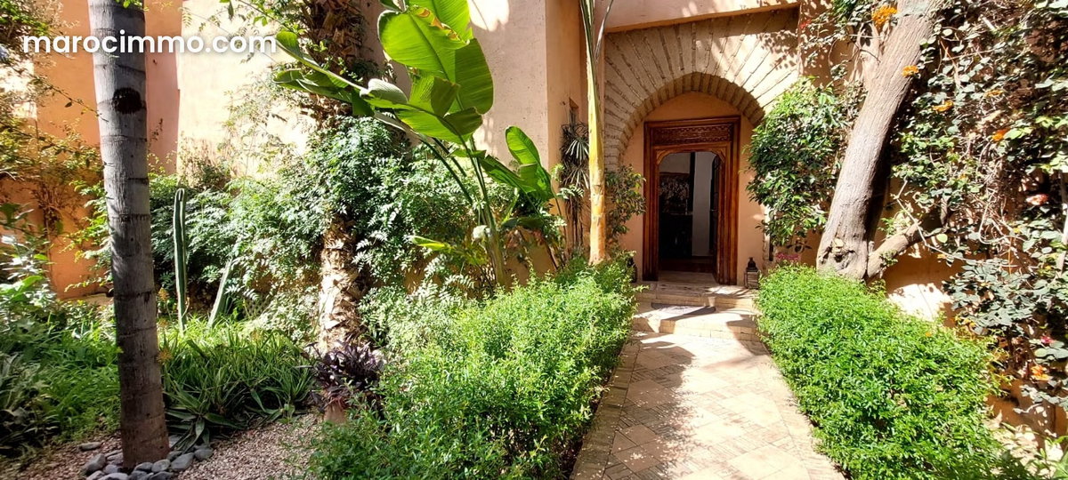 Une villa atypique en vente sur targa
