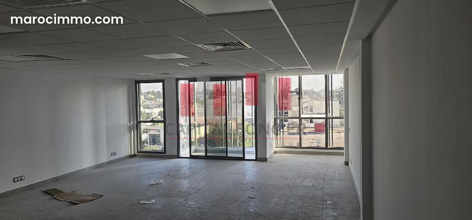 New 1,900 m² Commercial Property, Franceville, Casablanca — Casablanca