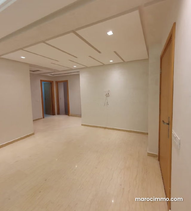 Appartement à Vendre de 123.0 m² à Casablanca, Zone Industrielle Ain Sebaa — 3