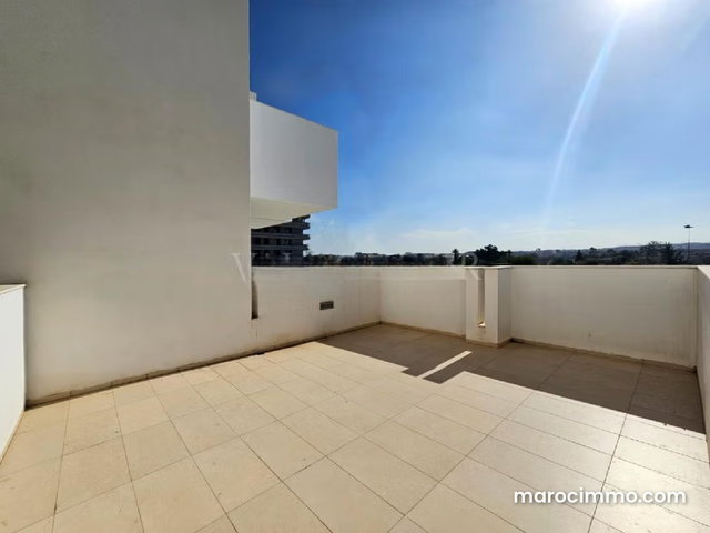 Location superbe appartement 3chambres sans vis à vis CFC, Casablanca — 4