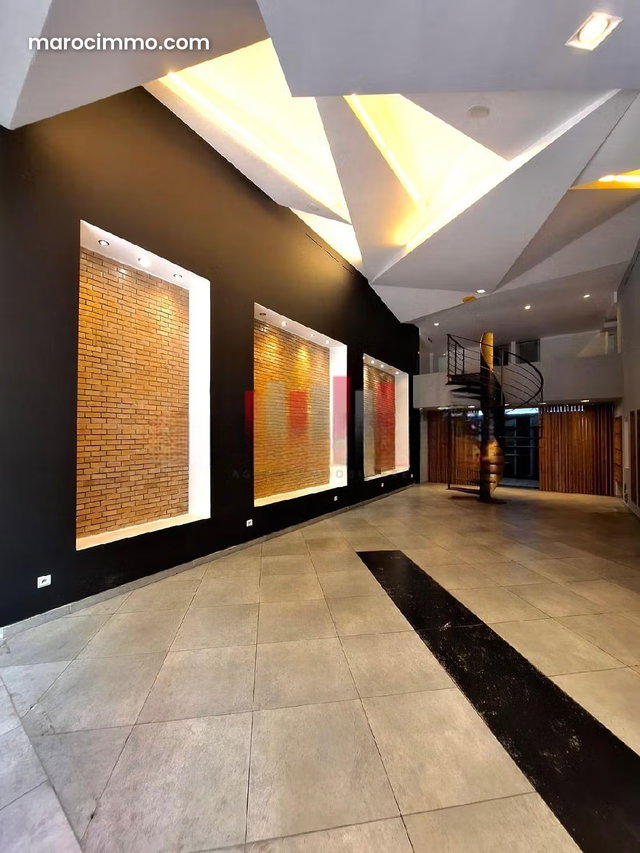 Local commercial premium de 220m2 à la location Bd Zerktouni — 5