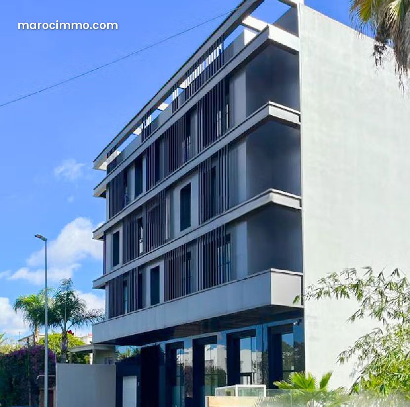 93 m² Office for Rent, Oasis, Casablanca, Secure Building — Casablanca
