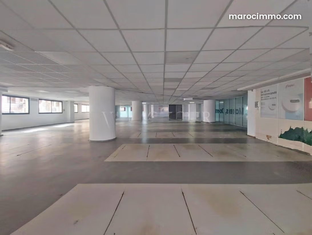 1,700 m² Office Space with Garage, Casablanca City Centre — Casablanca