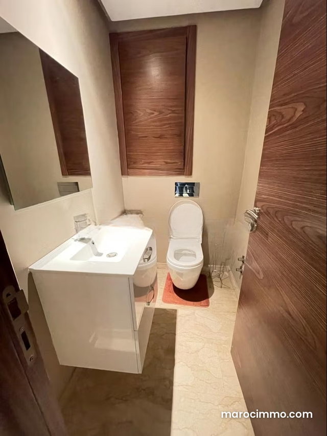 Très beau studio meublé à quartier Oasis de 55m² à LOUER meublé — 4