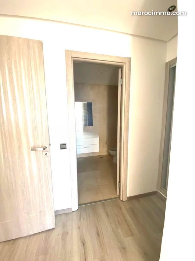 Appartement de 137m2 au quartier 2 mars — 4