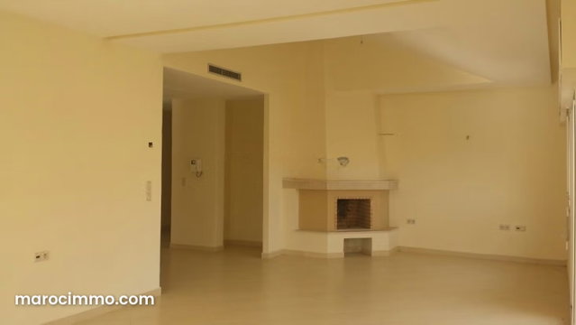 Duplex moyen standing à Boukhalf, spacieux et bien agencé, offrant une surface totale de 300 m² — 4
