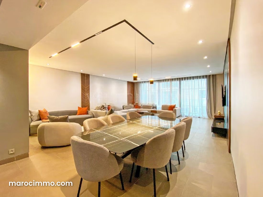Furnished 186 sqm apartment, Aïn Diab, sea views and beach access — Casablanca
