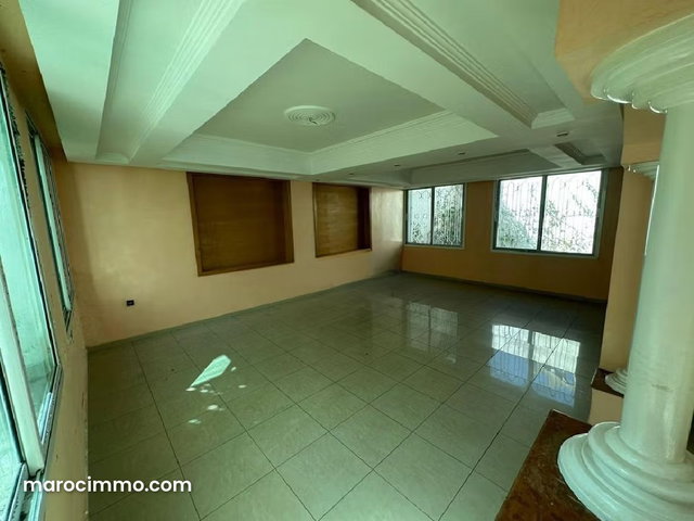 Villa à Nassim 2. Surface de 390 m² — 5