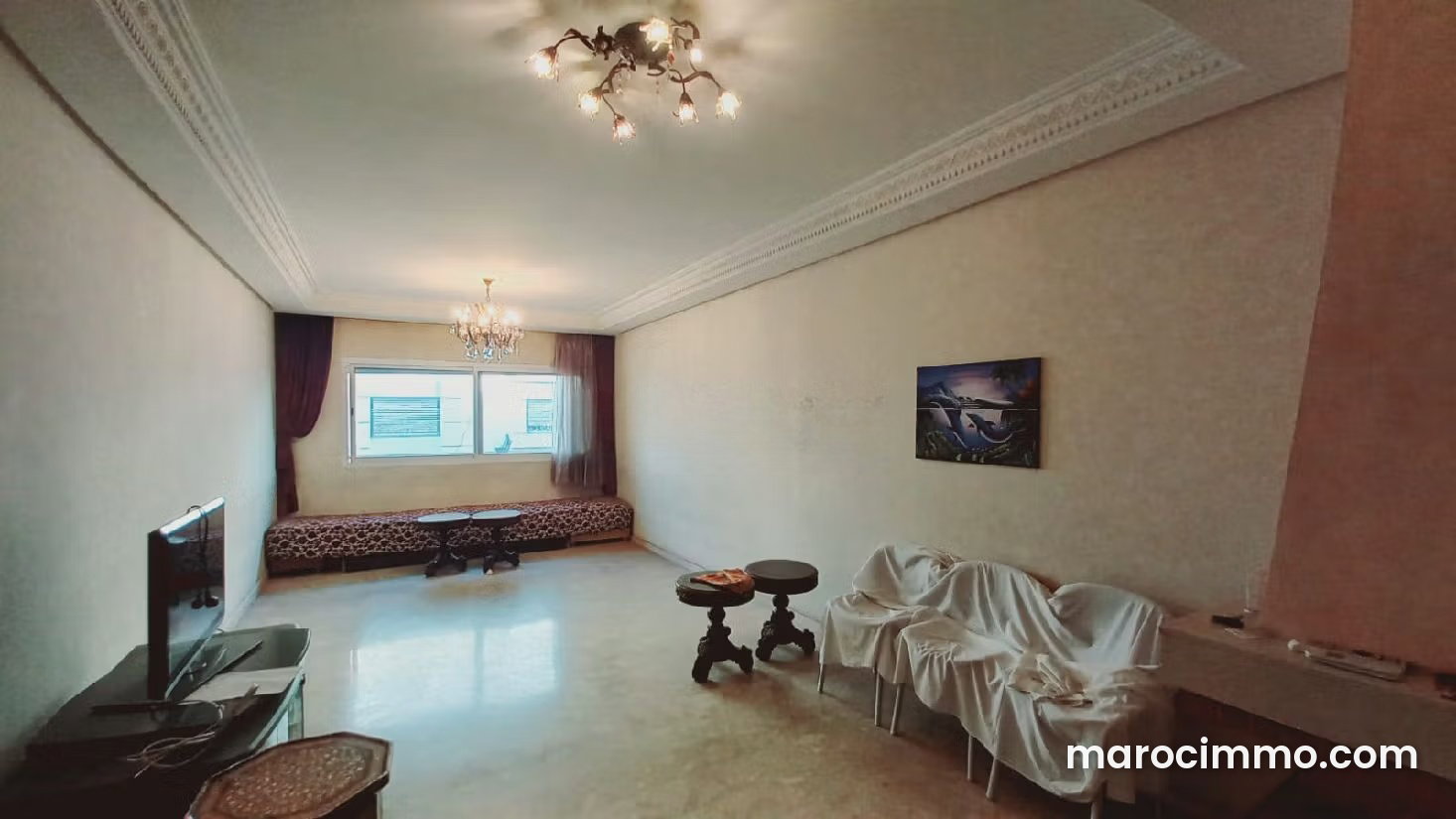 Two-Bedroom Apartment with Fireplace in Mers Sultan, Casablanca — Casablanca