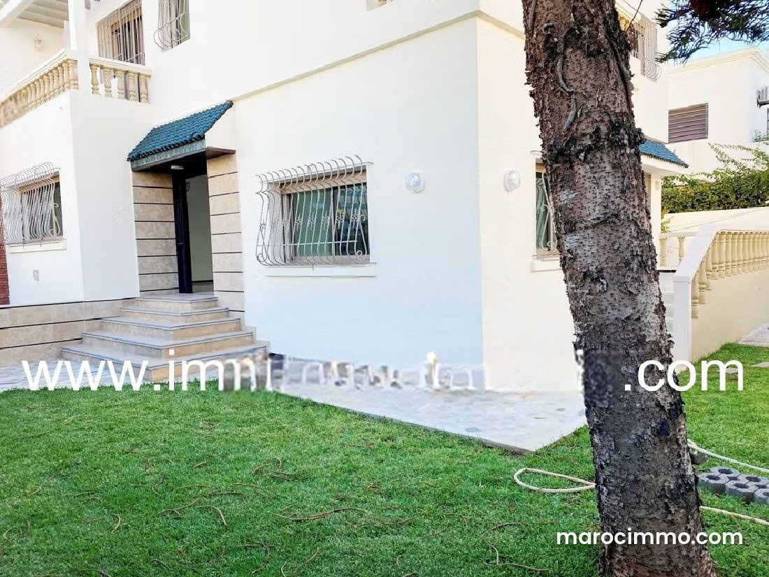 4-Bedroom Villa with Garden for Rent, Riyad, Rabat — Rabat