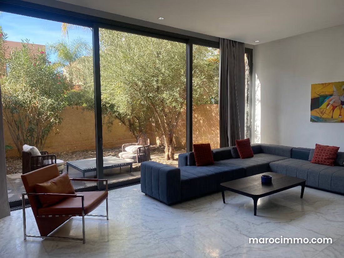 Appartement 189 m² avec piscine et jardin, Route de Ouarzazate — Marrakech