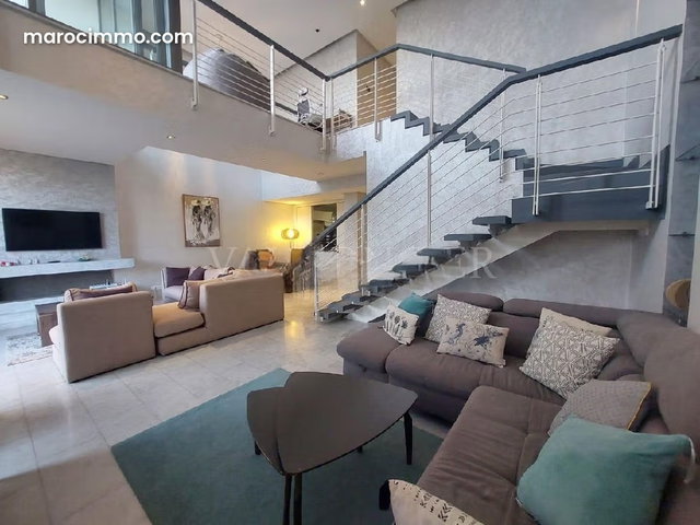 Location magnifique duplex meublé 3chambres avec jardin privé sans vis à vis, Bouskoura ville verte — 2