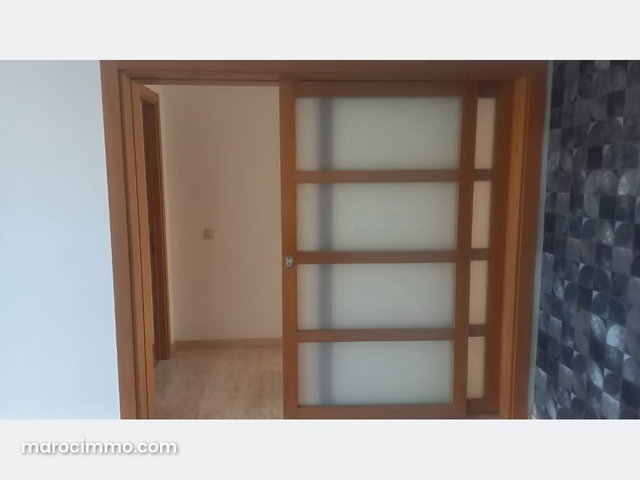 Appartement à Vendre de 210.0 m² à Tamaris, Dar Bouazza — 4
