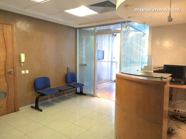 Location Bureau à racine — 2