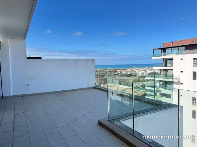 Duplex dernier étage double terrasse vue mer ain diab — Casablanca