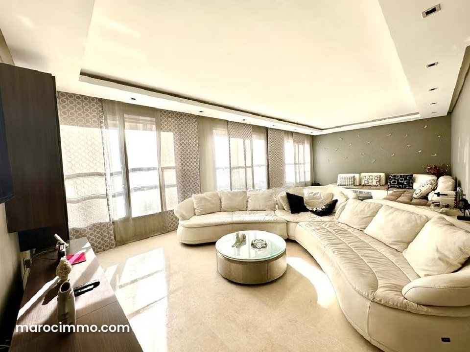 Modern Furnished Apartment 220m2 in Gauthier