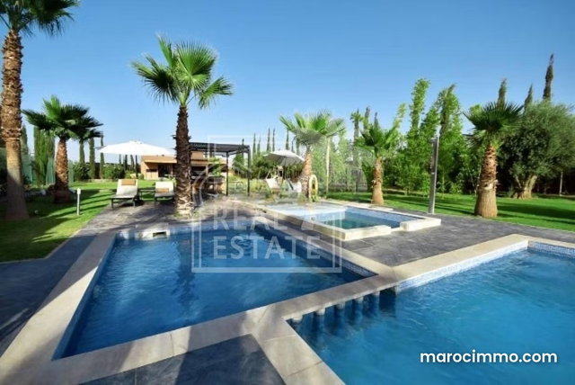Top affaire magnifique villa a vendre sur la route de ourzazate — 3