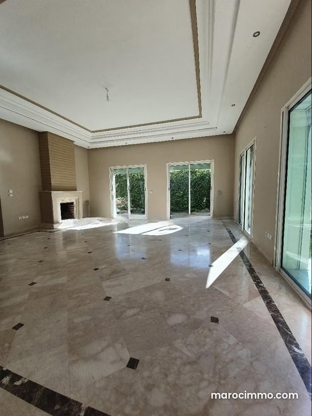 Magnifique villa à louer à Ain Diab — 2