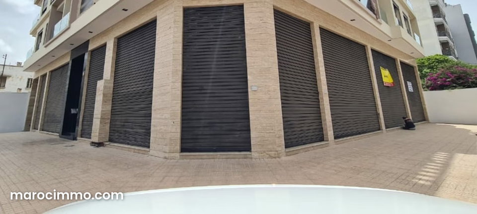 Commercial space for rent in Palmier