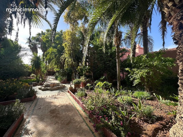 Grande villa à vendre à la palmeraie — 2