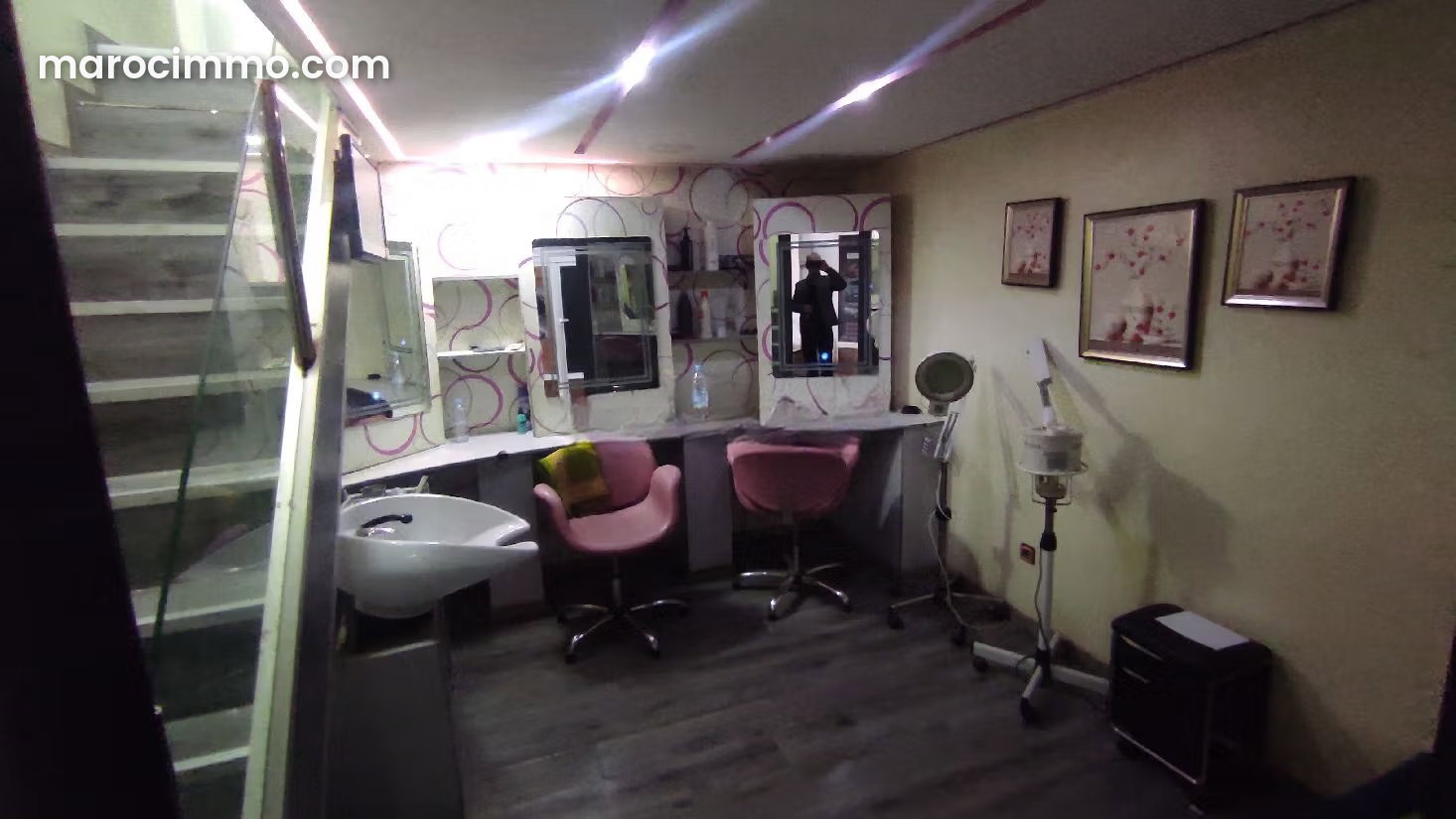Fully Equipped Beauty Salon, 32 m², Guéliz, Marrakech — Marrakesh