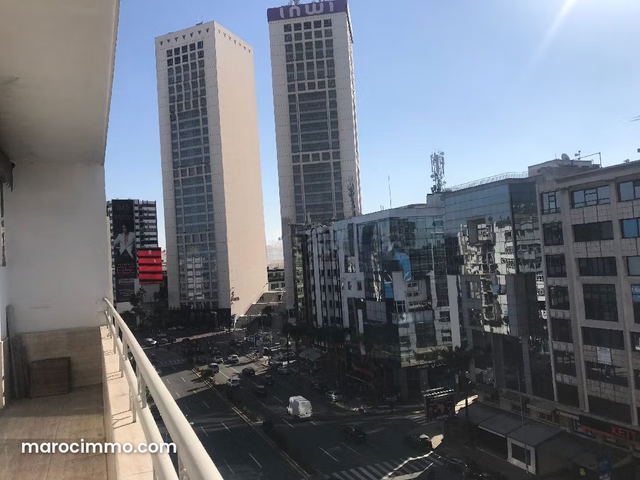Appartement à Louer de 65.0 m² à Casablanca, Gauthier — Casablanca
