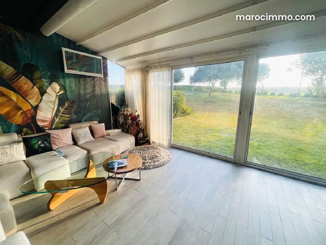 Garden-level apartment overlooking the golf course in Bouskoura Ville Verte — Bouskoura