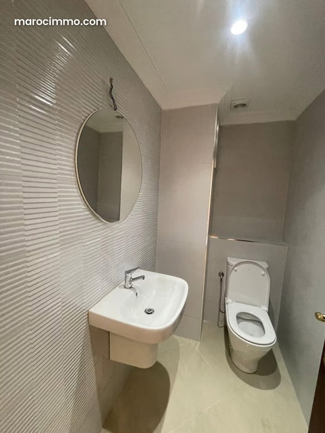 Appartement rénové de 170m² à Iberia en location — 3