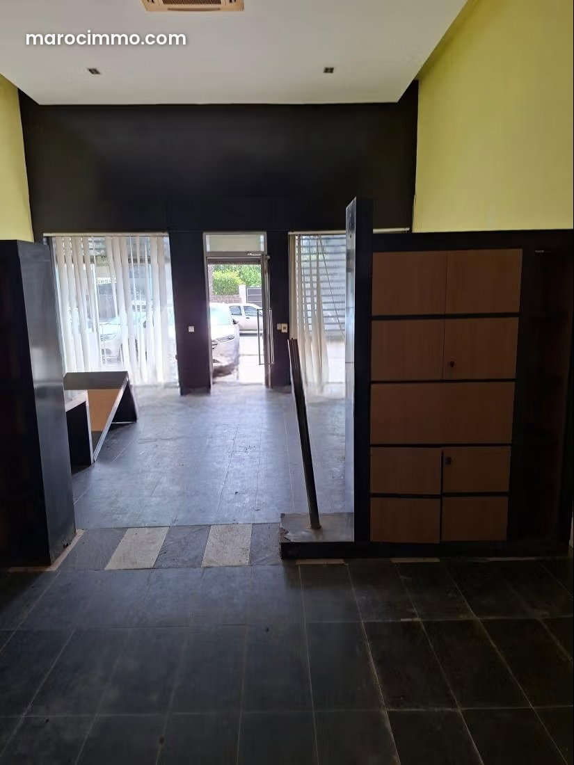 108 m² Commercial Premises with Mezzanine in Central El Jadida — El Jadida