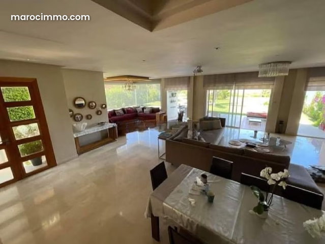 A vendre Villa jumelée 660m2 Front Golf CGI Bouskoura — 4