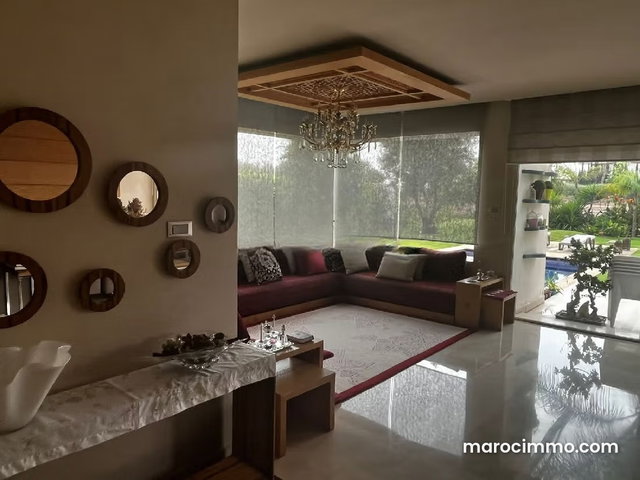 A vendre Villa jumelée 660m2 Front Golf CGI Bouskoura — 5