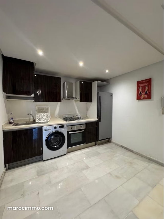 Furnished Studio with Balcony in Mariif without Opposite View — 3