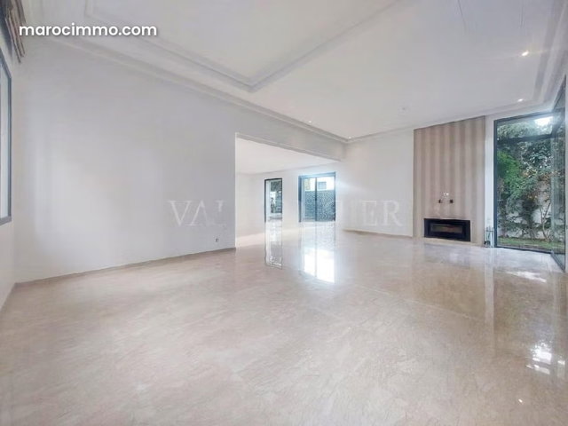 Location villa moderne 4chambres avec piscine à la ville verte de Bouskoura — 4