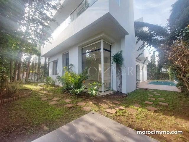 Location villa moderne 4chambres avec piscine à la ville verte de Bouskoura — 3