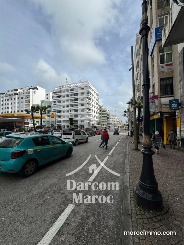 Shop for Sale – Prime Location – Mohammed V Boulevard, Tangier — 2