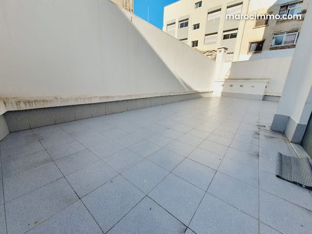 Top appartement moderne avec terrasse à la vente — 5