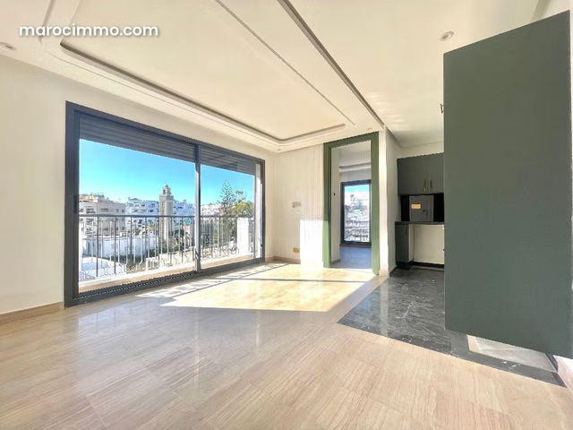 Exceptionnel Appartement avec grande terrasse et parking titré — الدار البيضاء