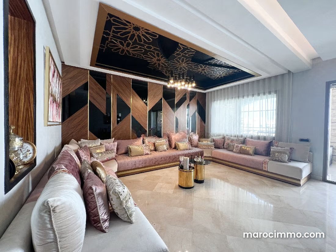 230 sqm Apartment, Ville Verte, Bouskoura: Luxury and Garden — Bouskoura