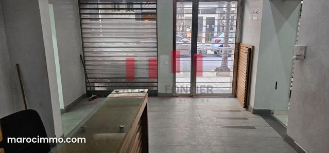 Immeuble a usage professionnel de 1800 m2 de surfaces utiles a la location en plein quartier Abdelmoumen, Tramway mitoyen — 4