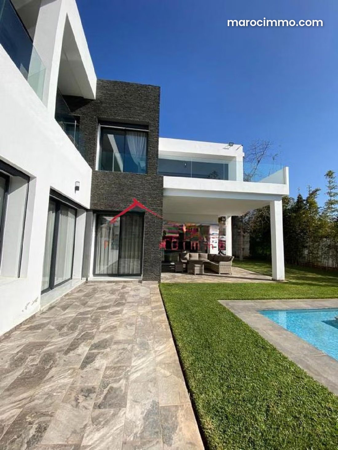 Furnished 2,000 m² Villa, 4 Bedrooms with Swimming Pool in Souissi, Rabat — Rabat