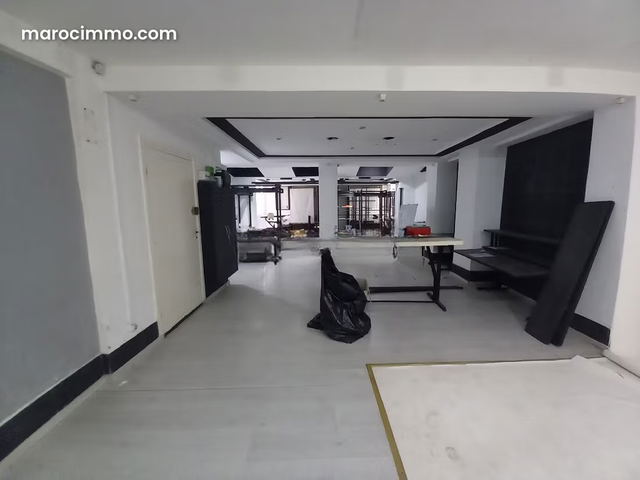 A louer local commercial 120m2 Gauthier — الدار البيضاء
