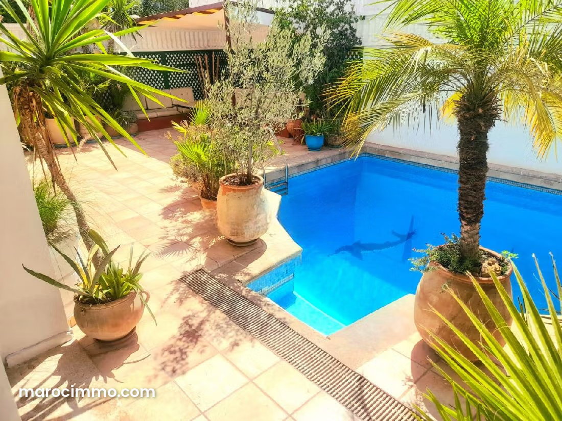 800 m² Villa with Pool and Spa, Aïn Diab, Casablanca — Casablanca