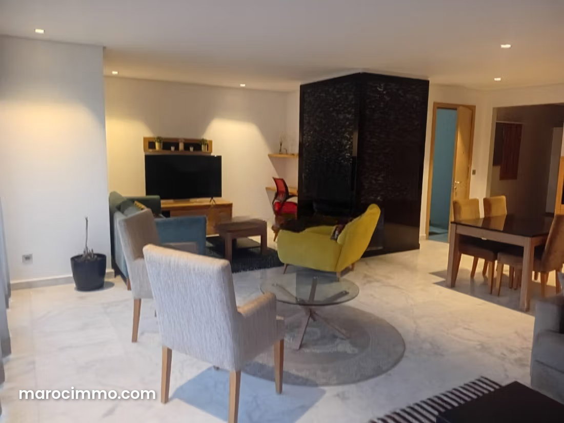 Furnished 165 sqm apartment with pool and terrace, central Bouskoura — Bouskoura
