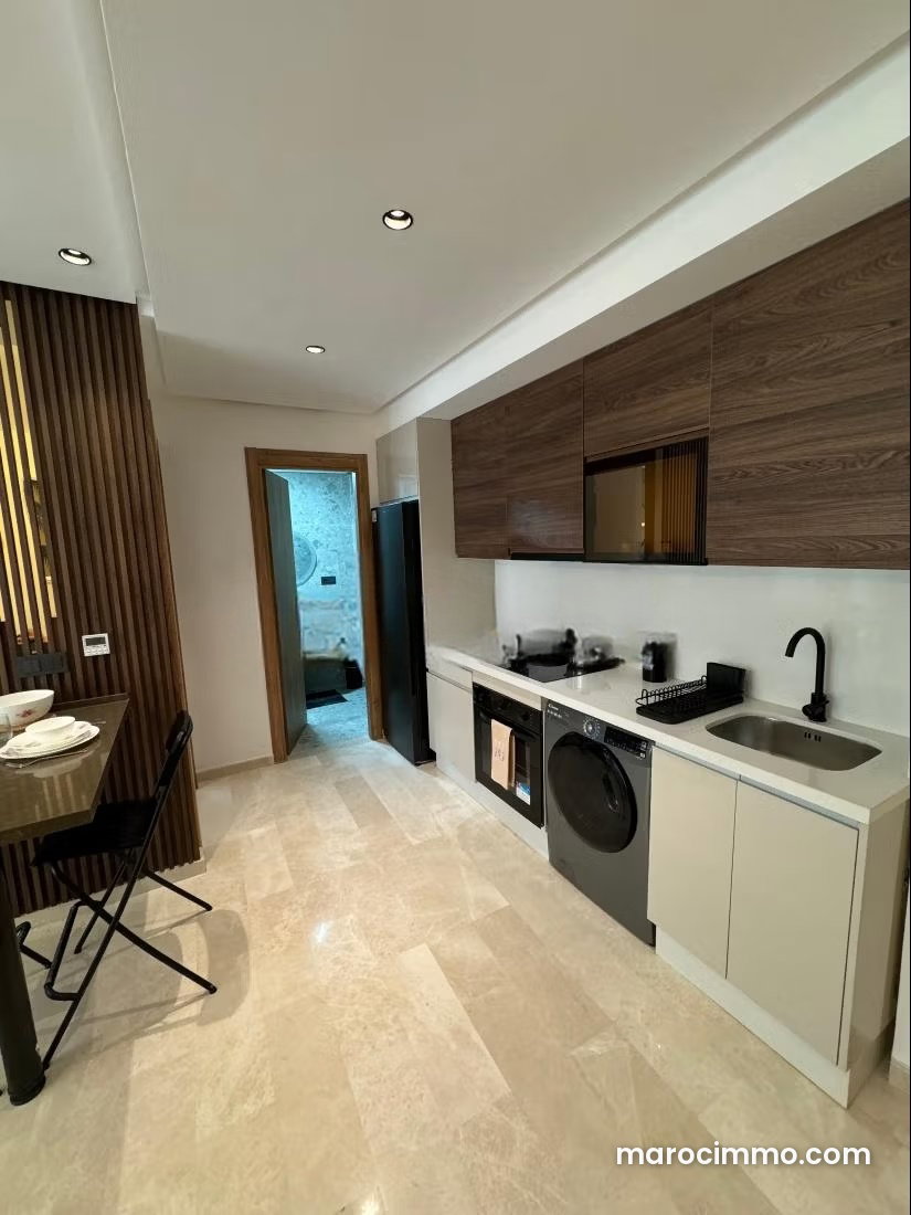 Furnished 51 sqm studio, Casablanca Finance City, views and terrace — Casablanca