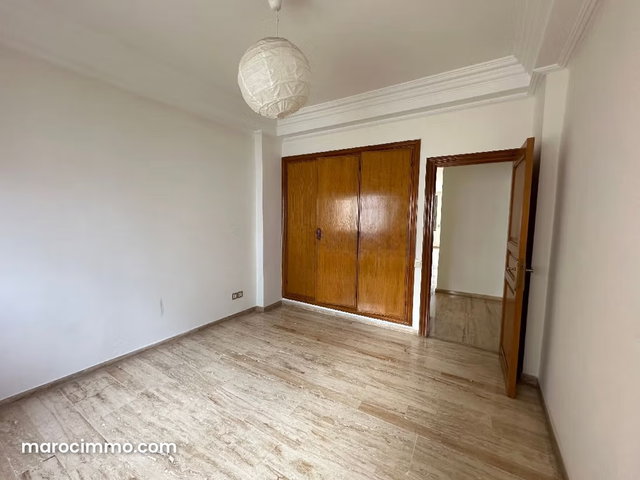 Superbe appartement à vendre à Anfa. 4 pièces confortables. Avec ascenseur — 4