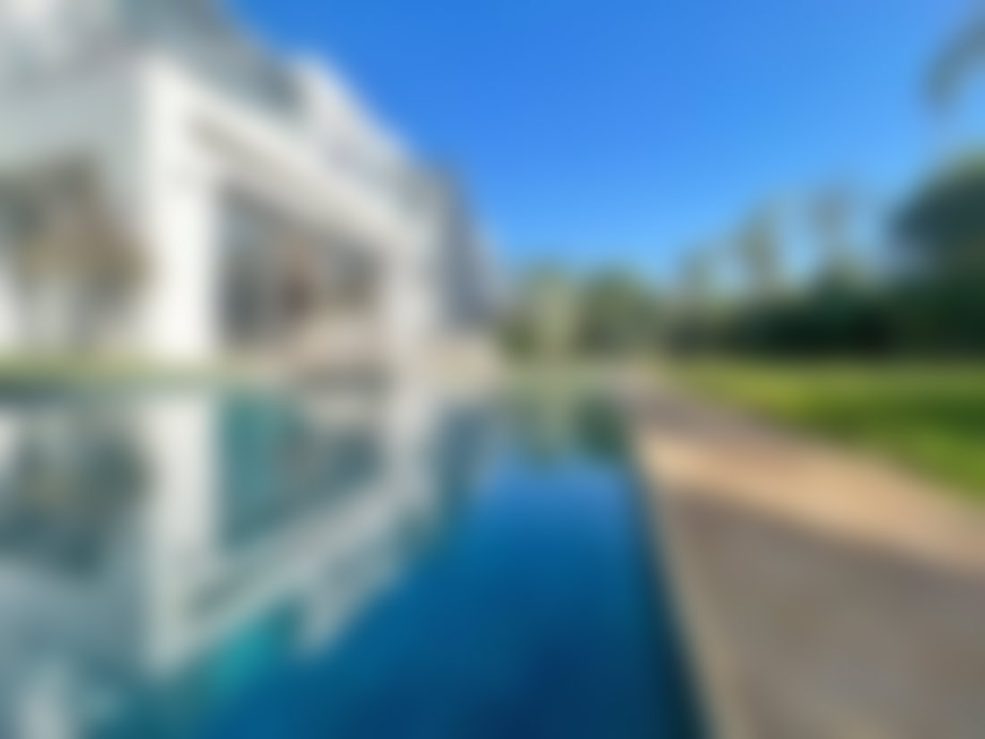 Villa 478 m² avec piscine et jardin, Bouskoura centre